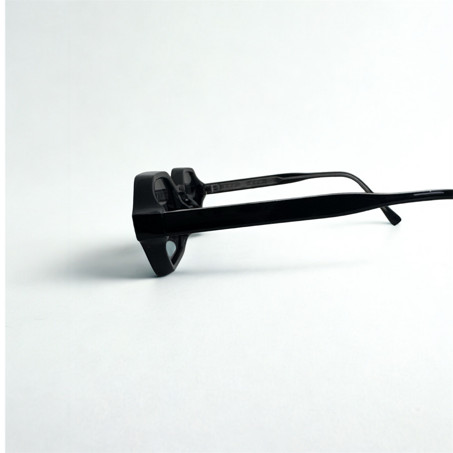 Glassiq Noir